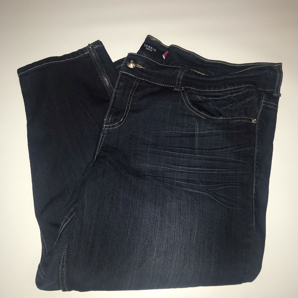 Plus size skinny Torrid Jeans sz 24 🌸